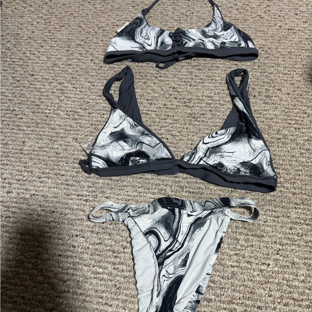 VENUS Black and White Bikini 3pc